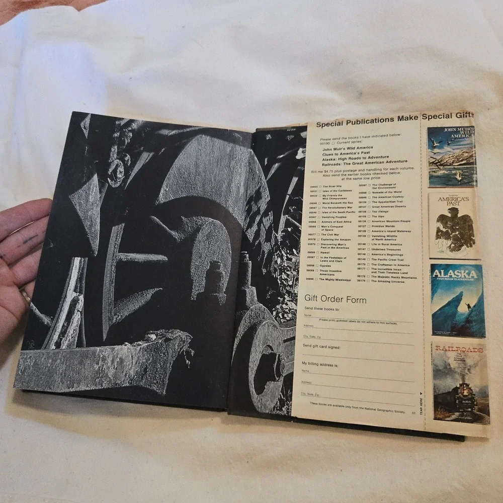 VTG‎ RAILROADS The Great American Adventure BY CHARLTON OGBURN 1977 History USA